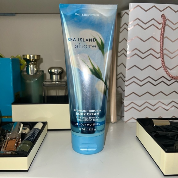 Bath & Body Works Bundle!! - Picture 9 of 14